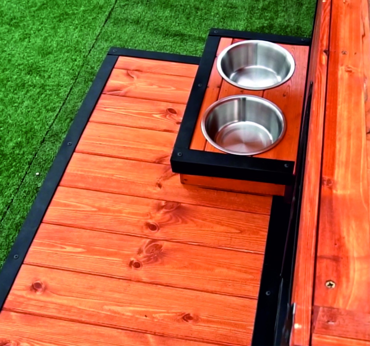 Hundenäpfe - Tränken mit Holzständer