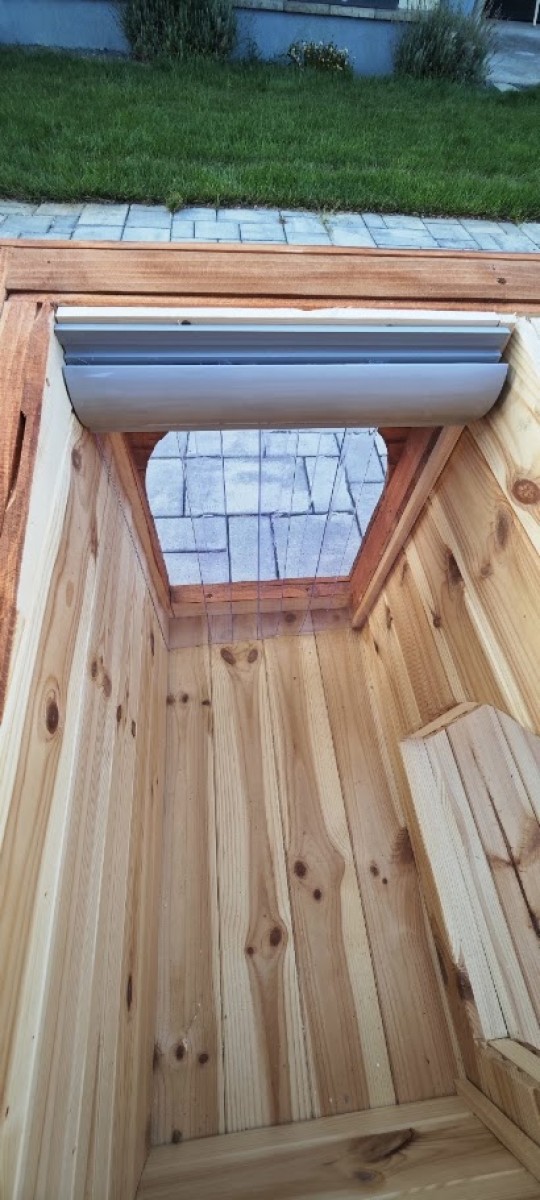 Zusätzlicher Thermovorhang für den Eingang der Hundehütte – ThermoShield™